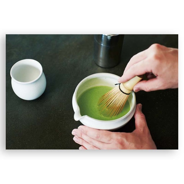抹茶を点ててシェア! ORIGAMI 片口抹茶碗 暁月(ブラック) 鈴鹿園 抹茶を点ててシェア! ORIGAMI 片口抹茶碗 暁月(ブラック) 鈴鹿園
